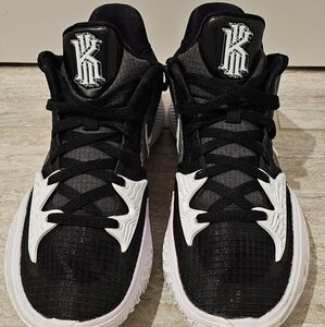 Nike Black and White Sneakers